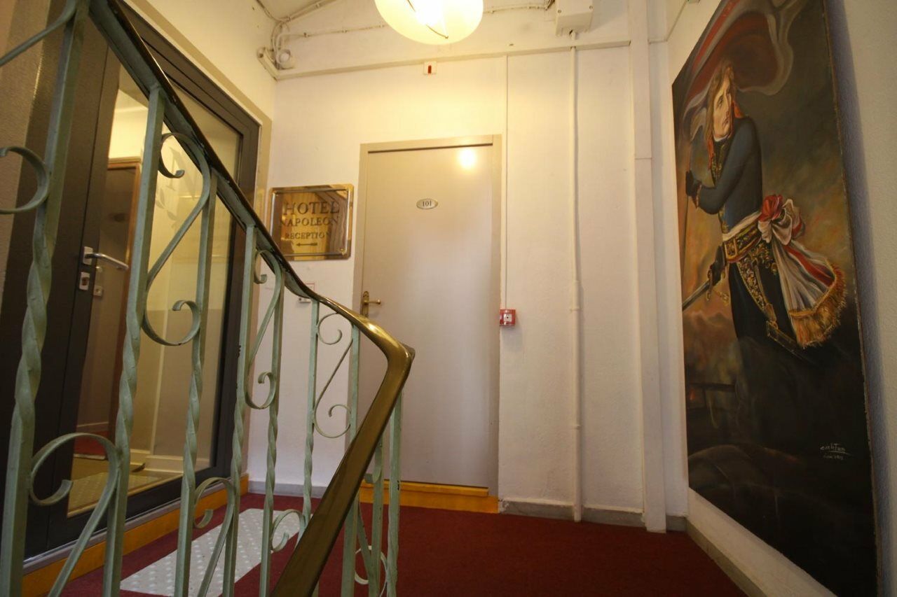Hotel Napoleon باستيا المظهر الخارجي الصورة